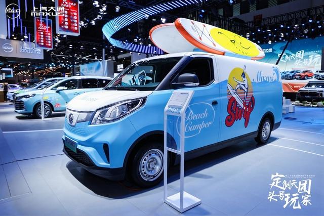 冲浪、摇滚、跑赛道,你敢信这都是轻客干出来的事?