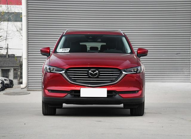 30万级7座合资中大型SUV，轴距2930mm，配备四驱