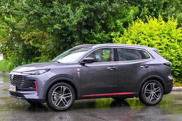 年轻人:10万可入的SUV 选它没错!
