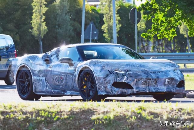 法拉利全新超跑路试谍照曝光,造型更加夸张,或搭载6缸混动系统