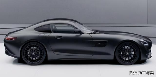 梅赛德斯AMG GT两款新车上市,碳纤维成内饰标配