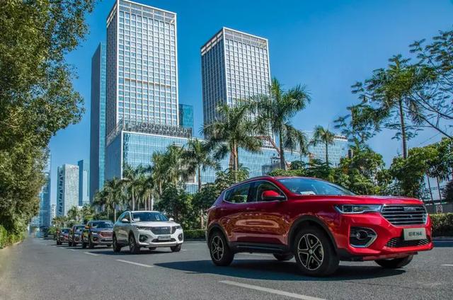 又是年轻人的第一台SUV？10.89万入手特别版，试驾哈弗H4 Pro