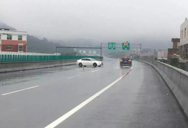 台风预警生效！有车一族避险/理赔攻略建议收藏