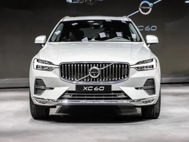 百公里加速5.5秒的中型SUV，沃尔沃新款XC60比BBA的车便宜多了