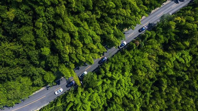 用车3年仅跑5箱油?拥有领克01 PHEV你也可以