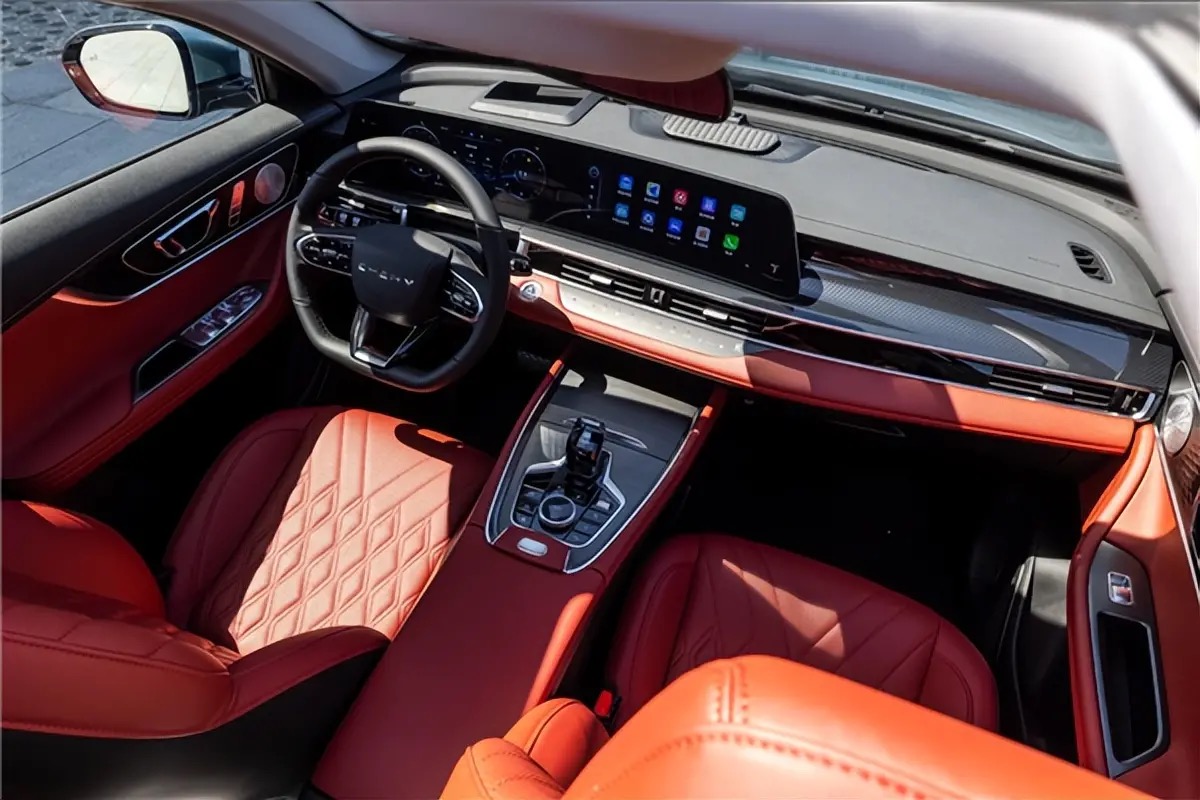 新设计+高配置的瑞虎7PLUS，为什么网友们不买账？