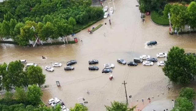 车主必看！遭遇特大暴雨后的车辆如何理赔？收藏再看 绝对干货