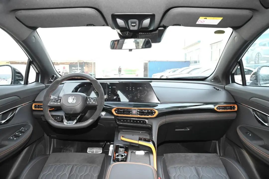 国产2.0T SUV已经“内卷”到13万,你还买小排量合资车吗?