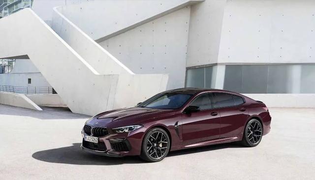 什么是极致的运动+豪华？请看全新BMW M8四门轿跑和雷霆版