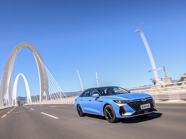 你会为了一个车标，放弃产品强的艾瑞泽8，选择合资车吗？