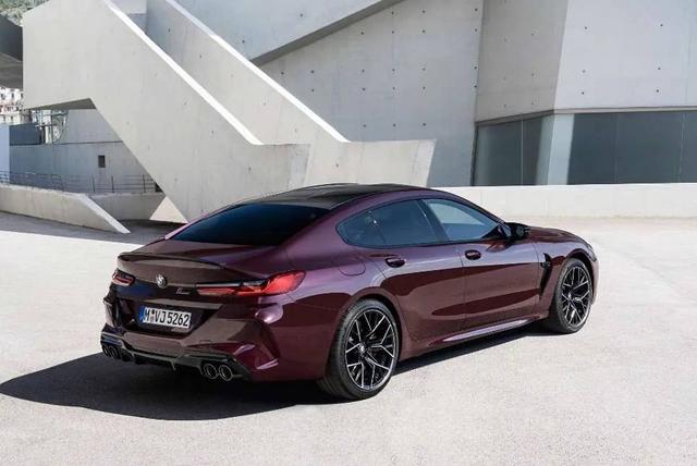 什么是极致的运动+豪华？请看全新BMW M8四门轿跑和雷霆版