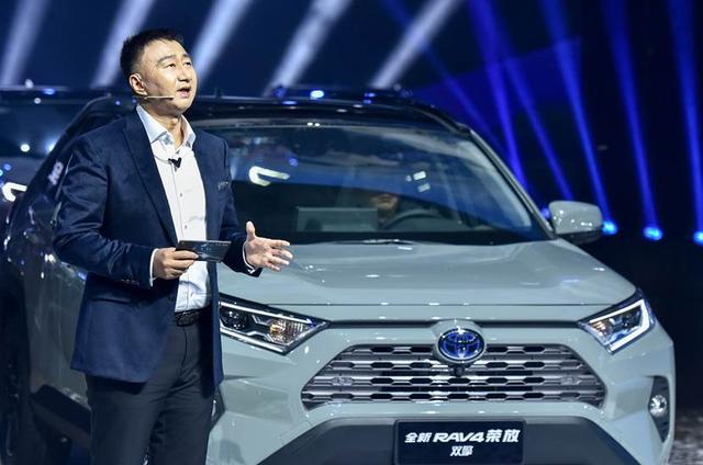 颠覆主流等于非主流？全新RAV4荣放用25年的坚守说“不”