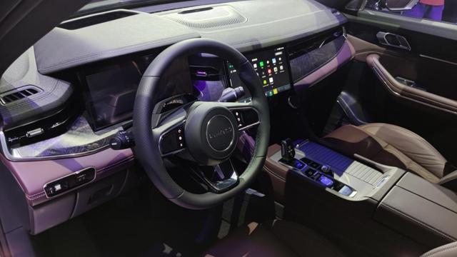 与沃尔沃XC90共享平台,自主SUV的新“大哥”出现了?