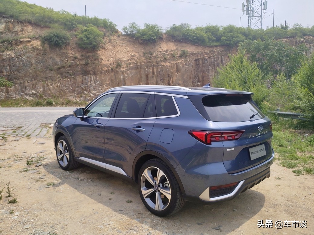 试驾江铃福特领睿:1.5T动力平顺省油,无惧40%极限坡度