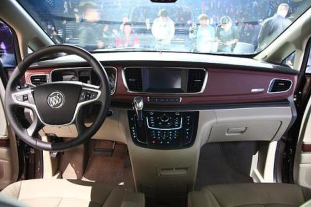 上汽MAXUS G20对比别克GL8,谁是真正头等舱的享受?