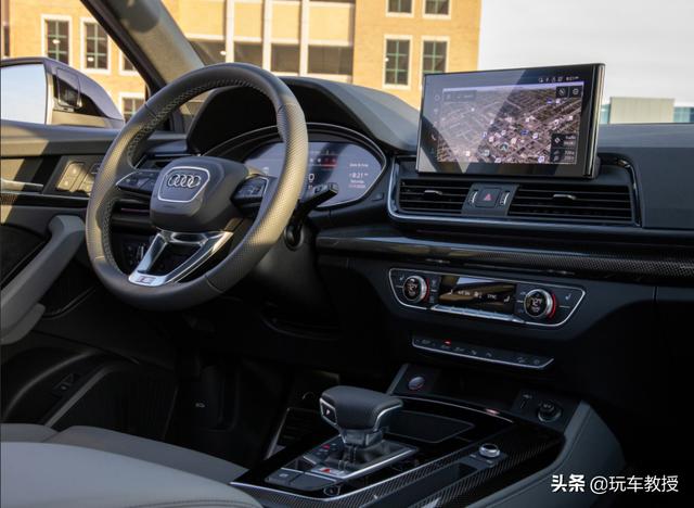 3.0T硬核越野!新款奥迪SQ5来了,看着就不好惹