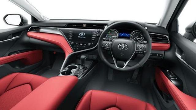 丰田新款凯美瑞日本本土发布 沿用2.5L混合动力