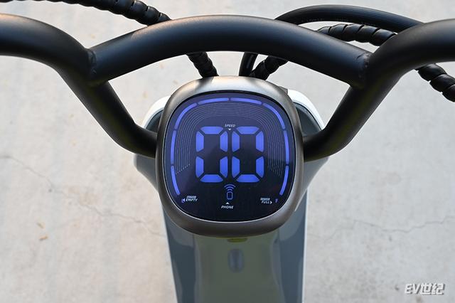 EV君和他的车|LD!我也想买一辆!九号电车C60提车用车记