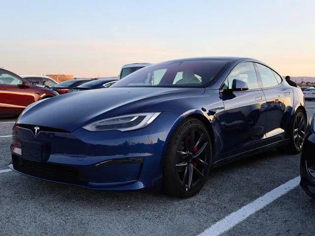 恐怖速度怪兽 特斯拉Model S Plaid正式交付