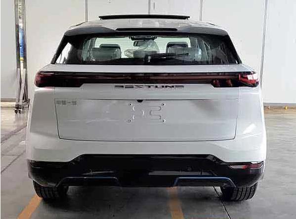 第329批新车目录公布，吉利豪越领衔，特斯拉Model 3长续航版来了