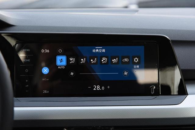 全新数字高尔夫来了，这车主果断入手，兴奋劲十足