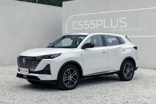 8月上市的重磅国产SUV：WEY玛奇朵、新款吉利缤越齐登场