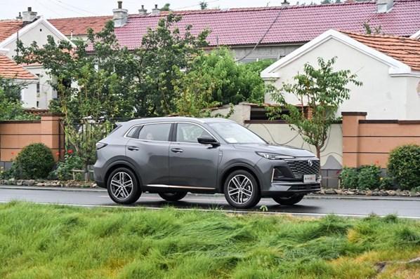 年轻人:10万可入的SUV 选它没错!