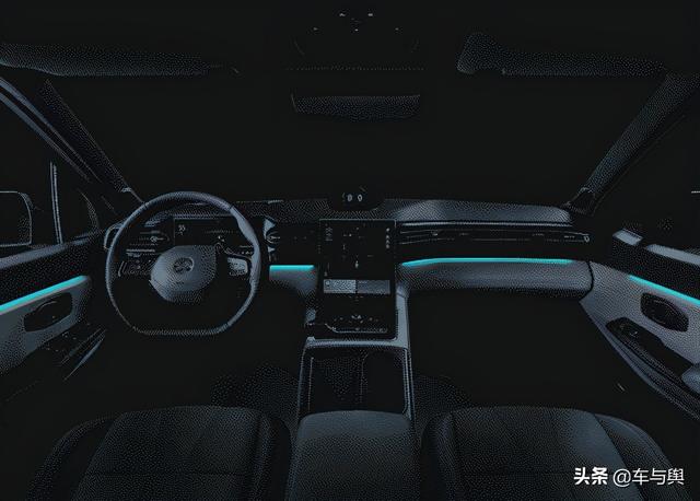 超豪华电动车对比，红旗E-HS9和蔚来ES8谁更出色