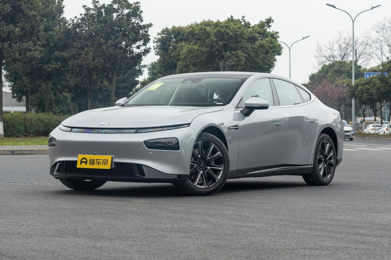 续航都在700km左右，小鹏P7、汉EV、Model 3和阿尔法S谁更值得选？