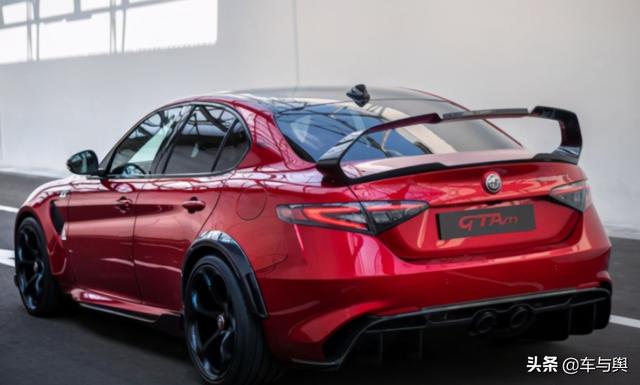 阿尔法罗密欧Giulia GTA、GTAm官图，预计年内引入
