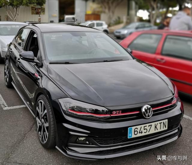 思域危险了,大众Polo gti海外实拍,这才是真正的小钢炮