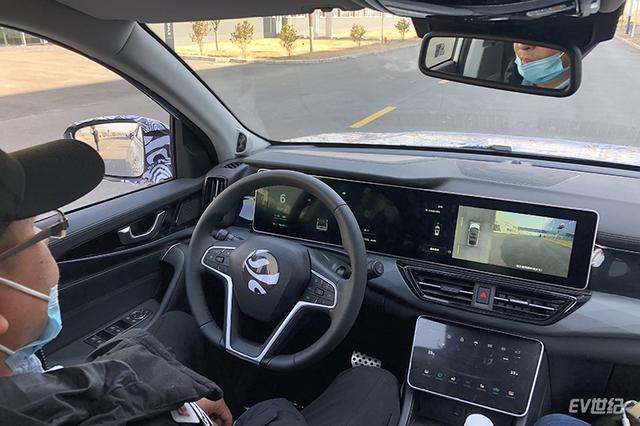 威马第三款新车W6量产下线，L4级无人自动驾驶