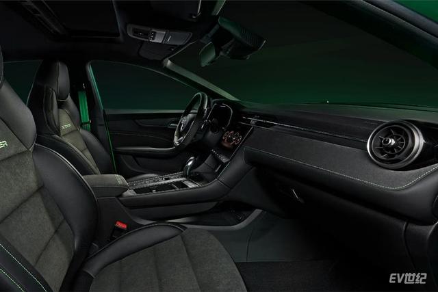 宽体造型、碳纤尾翼外加半热熔轮胎 MG6 XPOWER设计解析