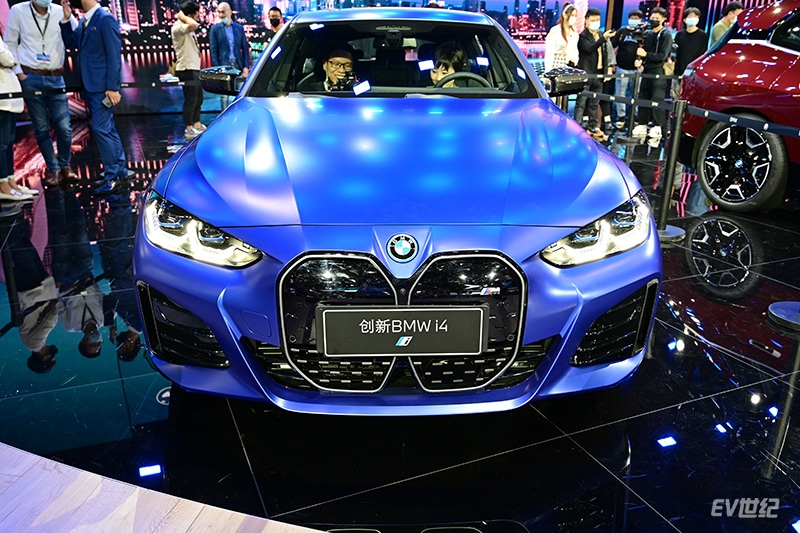 宝马首款MPower电动车，简单了解BMW i4 M50