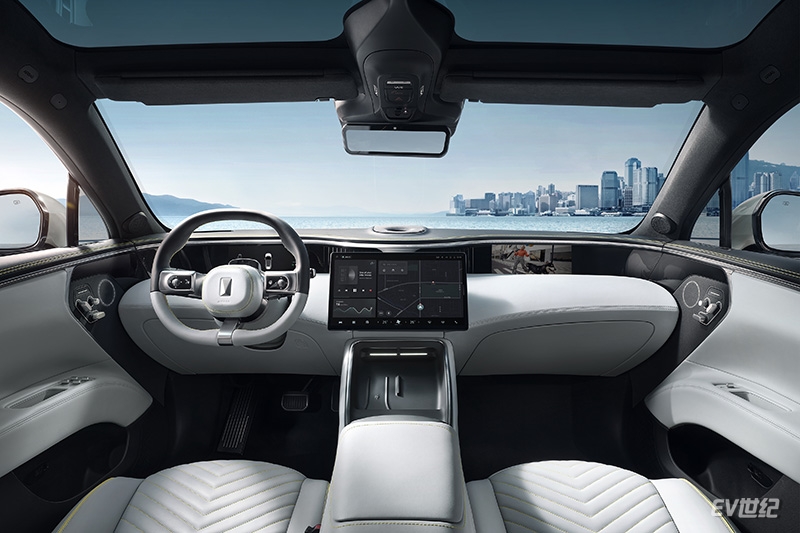 阿维塔11内饰官图曝光，全新电动化时代下难得的新鲜血液
