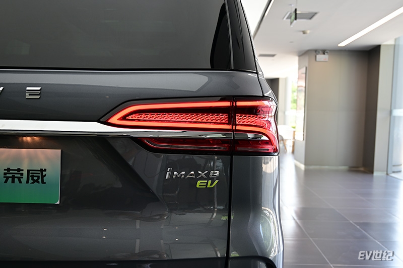 一款更务实的国产纯电MPV，静态体验上汽荣威iMAX8 EV