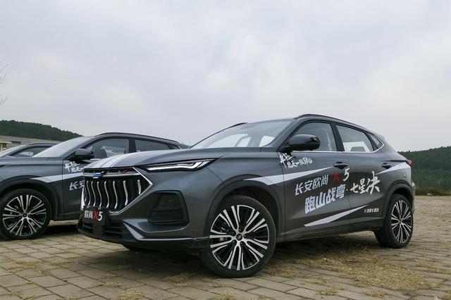 济南七星台战弯归来,长安欧尚X5让10万级SUV性感起来