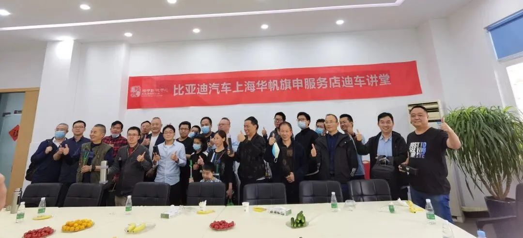 为了卖出百万辆新能源车,比亚迪挥出了“三板斧”