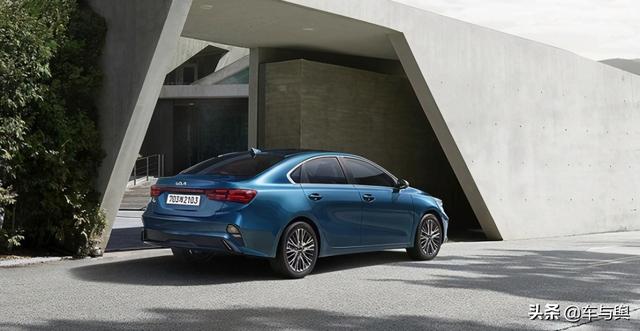 新款起亚K3官图发布,内饰更加商务,20日正式首发