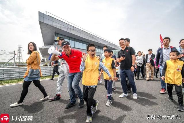 会花钱的人总是很特别 15000赛道耍了两天 还有飞度GK5赛车开