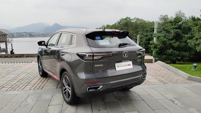 试驾第二代CS55PLUS:高颜值高智能高性能,新轻年就爱这个味