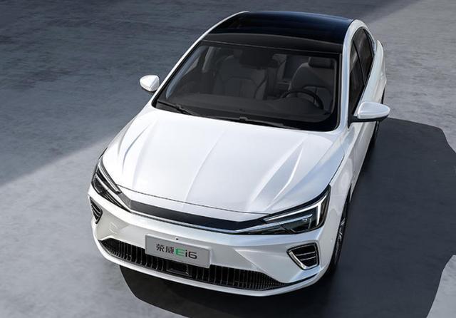 荣威高颜值纯电动轿车曝光，续航超600公里，北京车展亮相