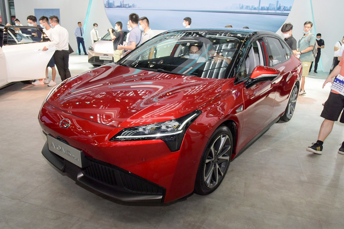 2021年新能源轿车排行：比亚迪汉第4，小鹏P7第9，Model 3呢？