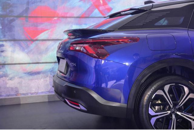 注册“凡尔赛”商标 谁还能有东风雪铁龙凡尔赛更凡