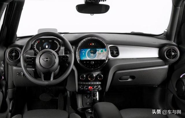 新款MINI COOPER SE正式发布,采用专属渐变色车顶