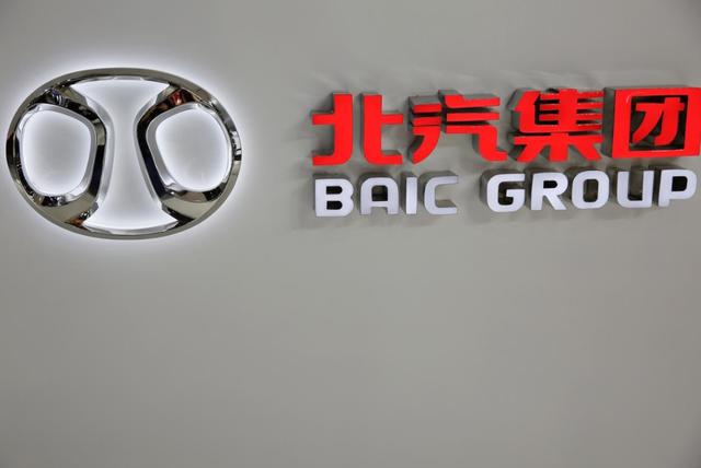 疫情尚不明朗,奔驰却着急复工,地主家也没余粮了?