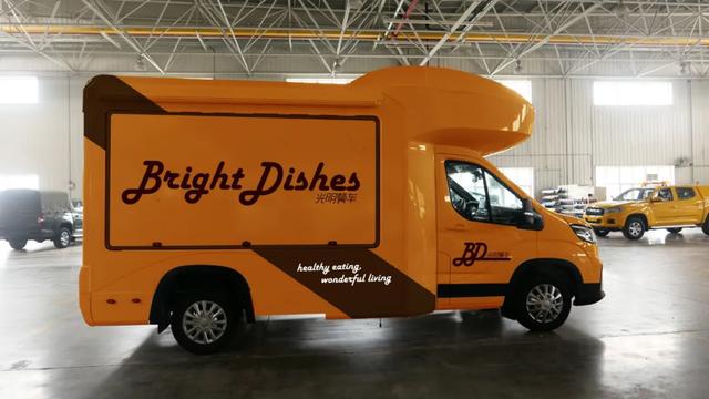 流动餐车入驻进博会，怎么又是你，上汽大通MAXUS