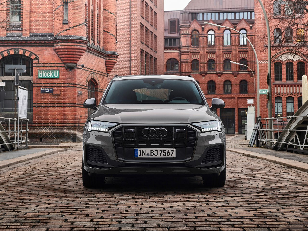 为新款让路：进口奥迪Q7降幅近7万，国产宝马X5还香吗？