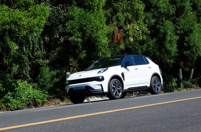 用车3年仅跑5箱油?拥有领克01 PHEV你也可以