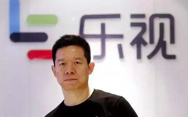 反向跨界做手机，李斌要不要吸取贾跃亭的教训？